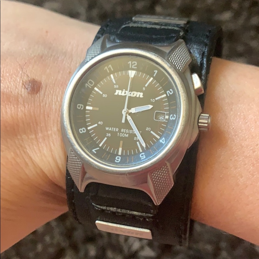 Nixon watch